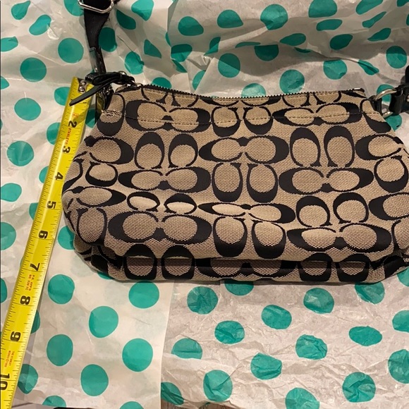 Coach purse - Picture 2 of 7
